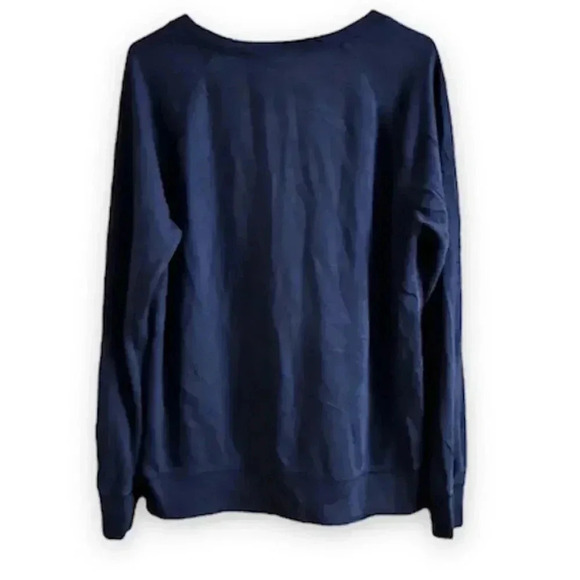 Forever 21 top size large ultimate comfort top featuring a relaxed fit. - Picture 2 of 3